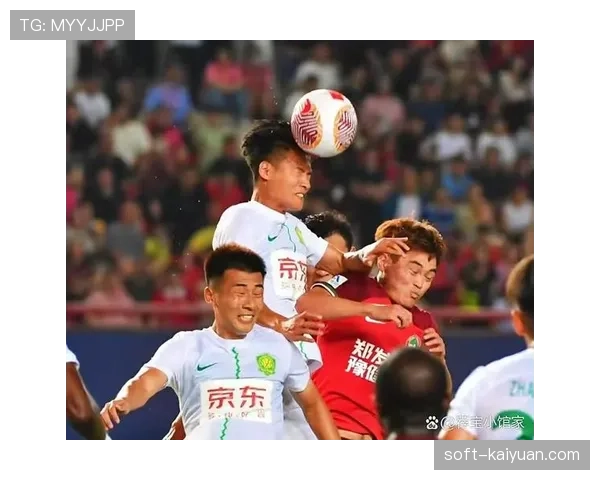 刚看到张玉宁逛菜市场拎着大牌购物袋，感觉世界观崩了